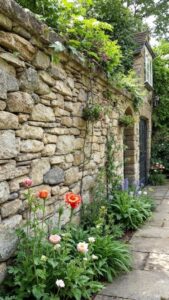 24 Ideas for An English Cottage Garden